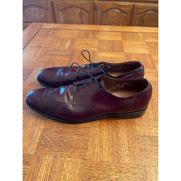 Allen Edmonds Kingswood Wing tip shoe maroon size 15 - Picture 3 of 7
